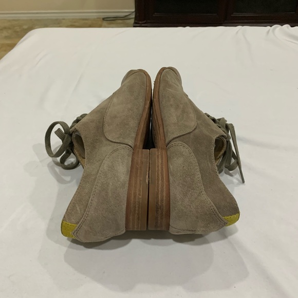 SEBAGO Hutton Cap Toe Suede Oxford Derby - Picture 3 of 8
